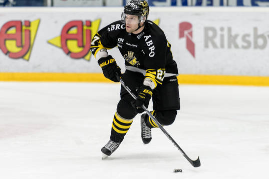 s Jordan Hendry