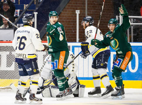 Färjestads Anton Hedman och Joakim Nygård jublar