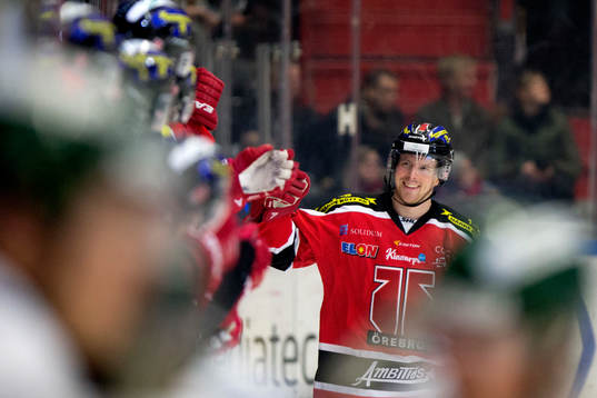 Örebros Anders Eriksson jublar