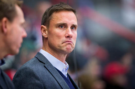 Frölundas tränare Roger Rönnberg deppar