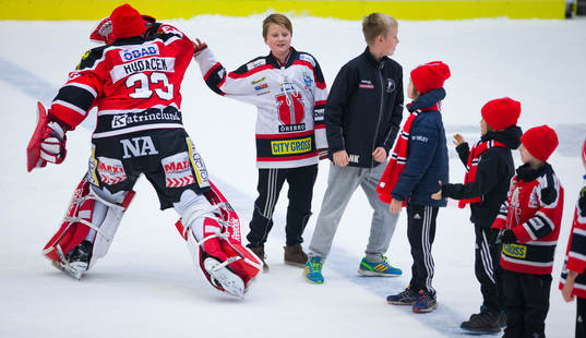 under ishockeymatchen i SHL mellan Örebro och Frölunda