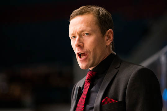 Modos assisterande tränare Jan-Axel Alavaara med