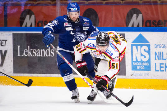 Leksands Kevin Kapstad och Luleås Kristian Näkyvä