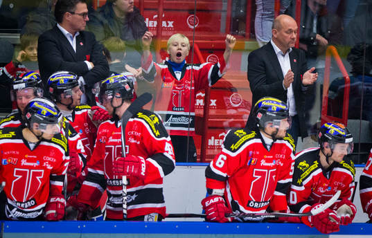 Jubel i Örebros bås