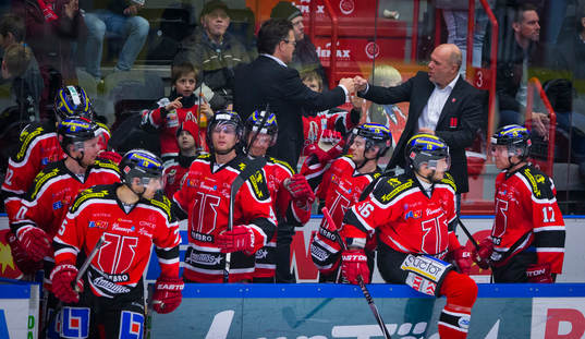 Jubel i Örebros bås