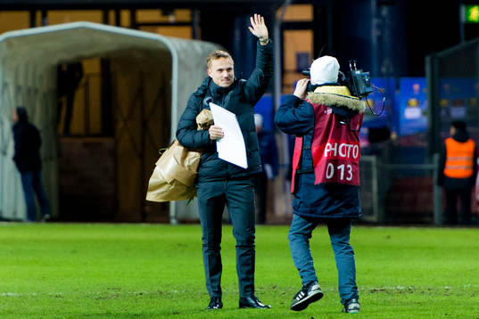 FC Köpenhamns Pierre Bengtsson tackas av i pausen i