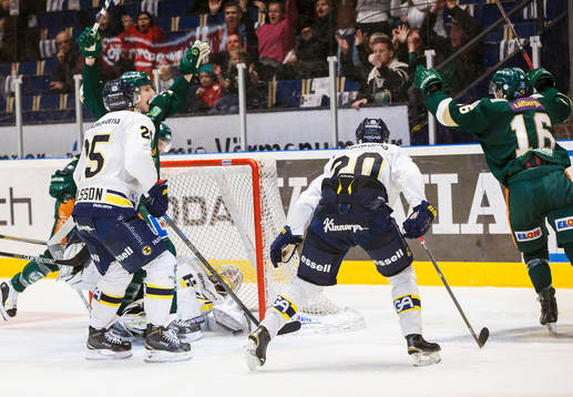 Färjestads Anton Hedman jublar