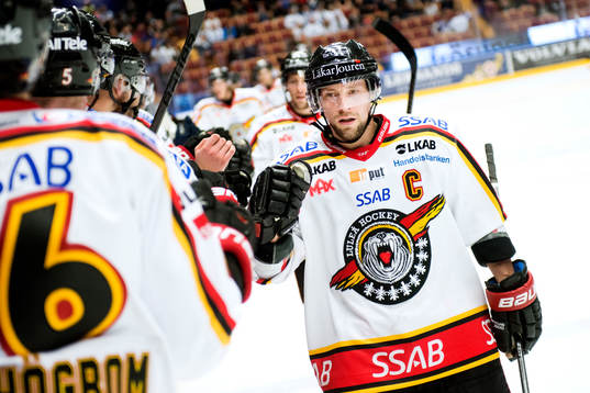 Leksands Chris Abbott jublar