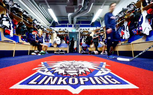 Linköpings omklädningsrum före ishockeymatchen i SHL