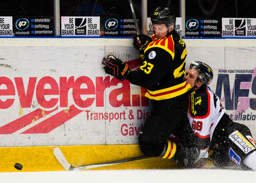 Brynäs Bill Sweatt och Örebros Viktor Ekbom
