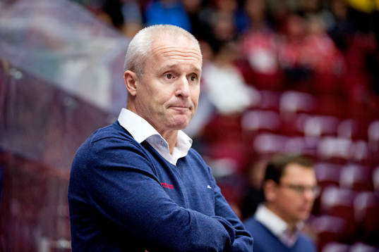 Timrås tränare Roger Forsberg deppar