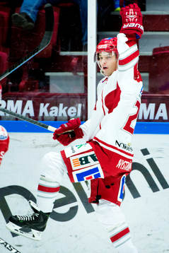 Timrås Erik Nyström jublar