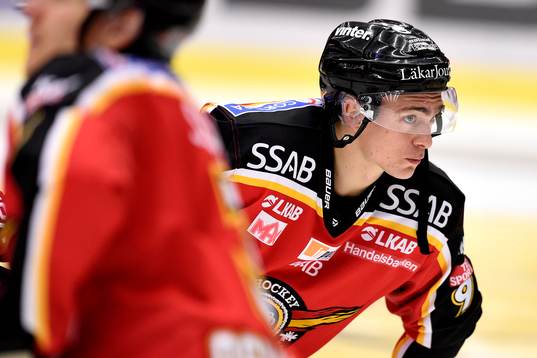 Luleås Johan Forsberg på uppvärmningen