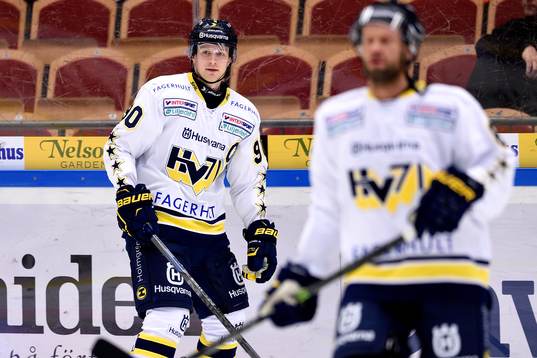 s Ted Brithén på uppvärmningen