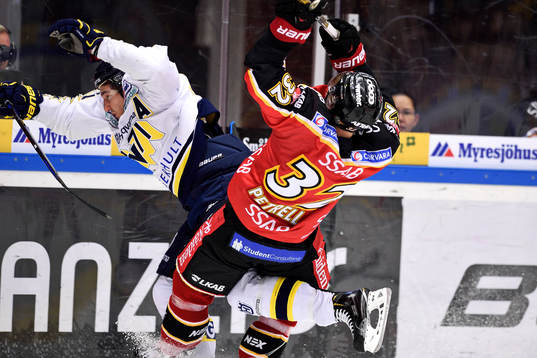 s Chris Campoli
