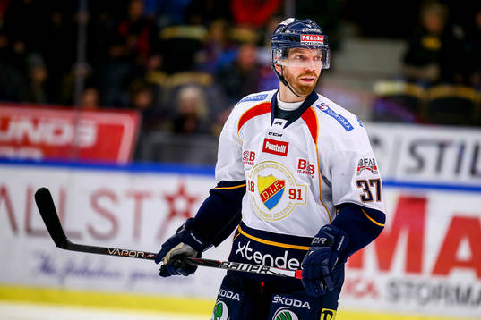 Djurgårdens Mikael Samuelsson