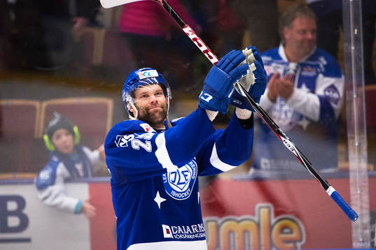 Leksands Joonas Rönnberg jublar