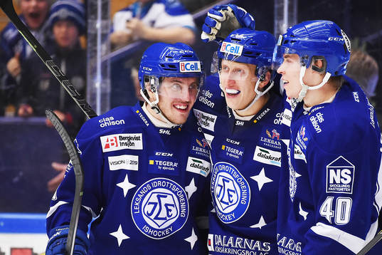 Leksands Tomi Sallinen (th) gör 2-1 och jublar med Brian