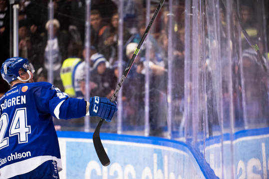 Leksands Jonas Frögren jublar