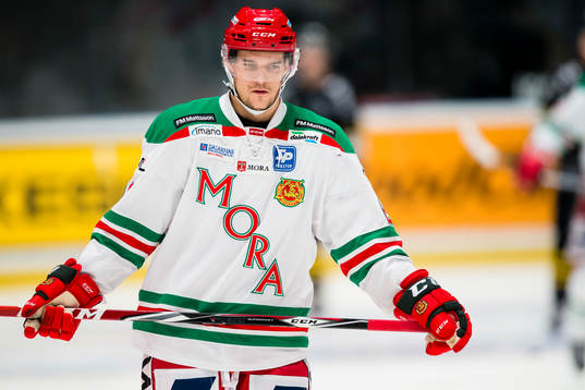 Moras Jesper Eriksen ser deppig ut