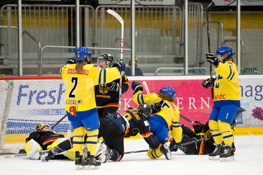 Rörigt framför Tysklands mål