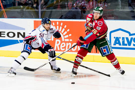 Linköpings Dominik Granak och Frölundas Anton Axelsson