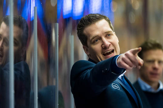 Växjös assisterande tränare Fredrik Hellgren