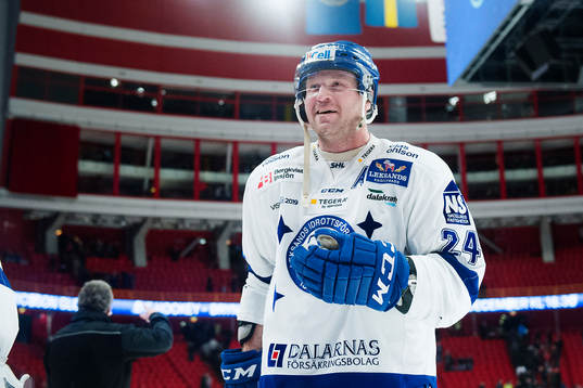 Leksands Jonas Frögren jublar