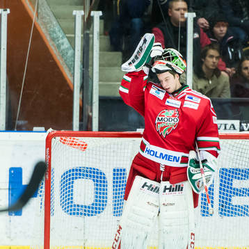Modos målvakt Adam Reideborn