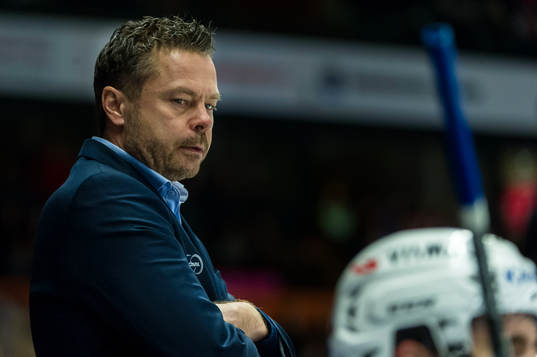 Växjös tränare Sam Hallam