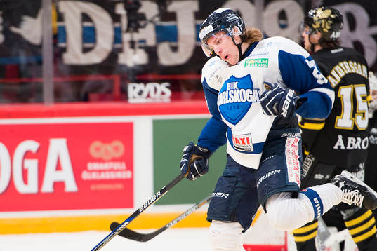 Karlskogas Jesper Olofsson jublar