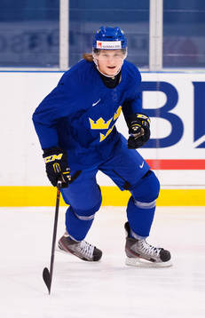 Anton Karlsson på Sveriges träning