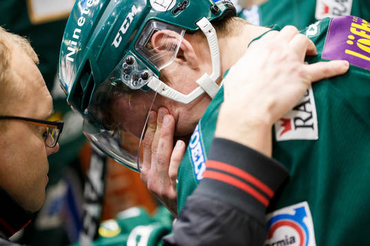 Färjestads Jesper Jensen har ont