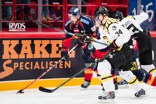 Djurgårdens Mikael Ahlén och Brynäs Daniel Brodin