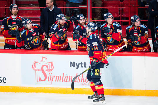 Djurgårdens Alexander Fällström jublar med Mikael Ahlén
