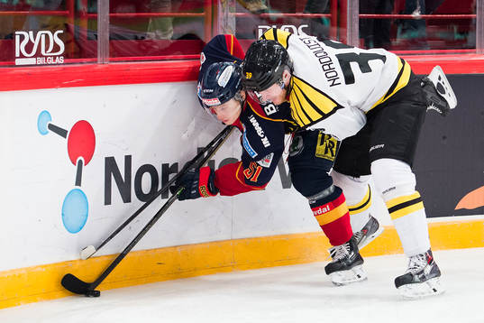 Djurgårdens Robin Alvarez och Brynäs Jonas Nordquist