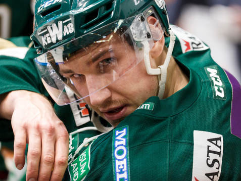 Färjestads Jesper Jensen har ont