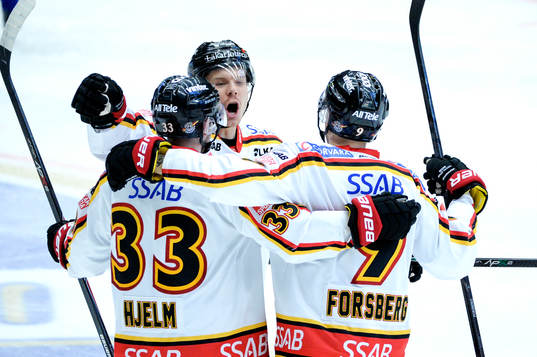 Luleås Andreas Hjelm jublar