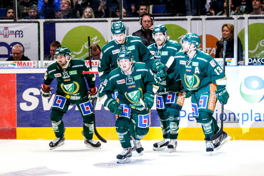 Färjestads Milan Gulas jublar