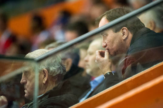 Stadsministern Stefan Löfven är bekymrad över Modos