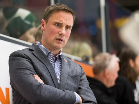 Frölundas tränare Roger Rönnberg deppar