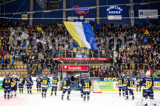 HV71 jublar och tackar publiken