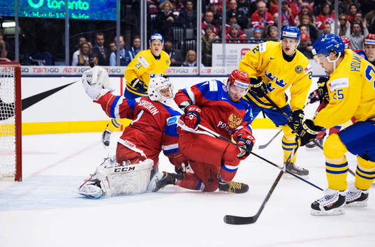 Rysslands målvakt Ilya Sorokin släpper in 3-2-målet