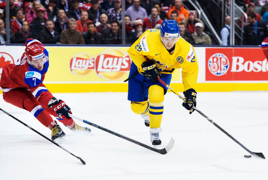 Rysslands Rushan Rafikov utmanas av Sveriges Axel Holmström