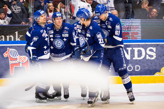 Leksands Robin Gartner och Toni Kähkönen jublar