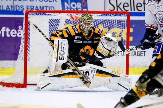 Skellefteås målvakt Erik Hanses