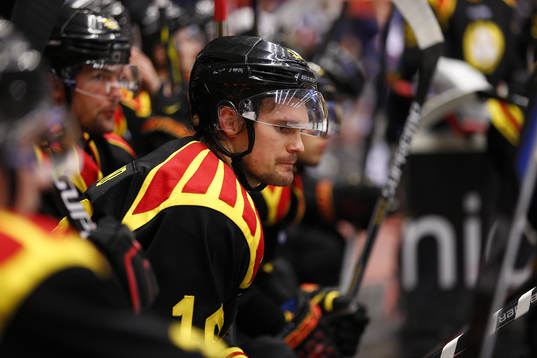 Depp på bänken i Brynäs båset