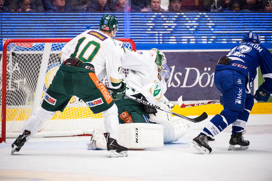 Leksands Jens Bergenström gör 3-0 bakom Färjestads
