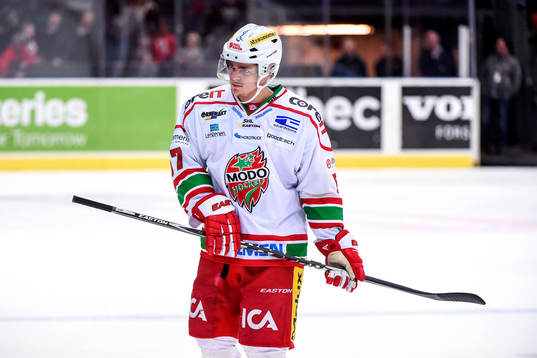 Modos Emil Djuse deppar