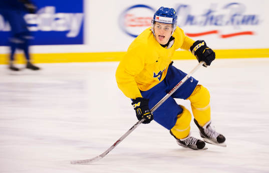 William Nylander på Sveriges träning